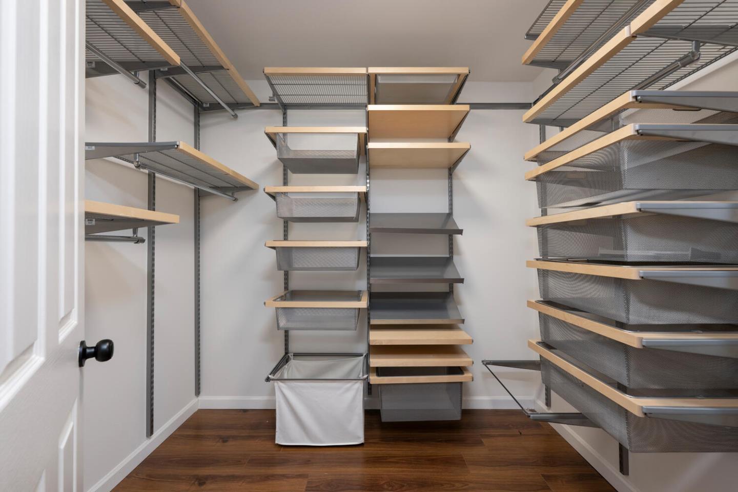 Detail Gallery Image 28 of 44 For 104 Mendocino Way, Redwood Shores,  CA 94065 - 3 Beds | 2/1 Baths