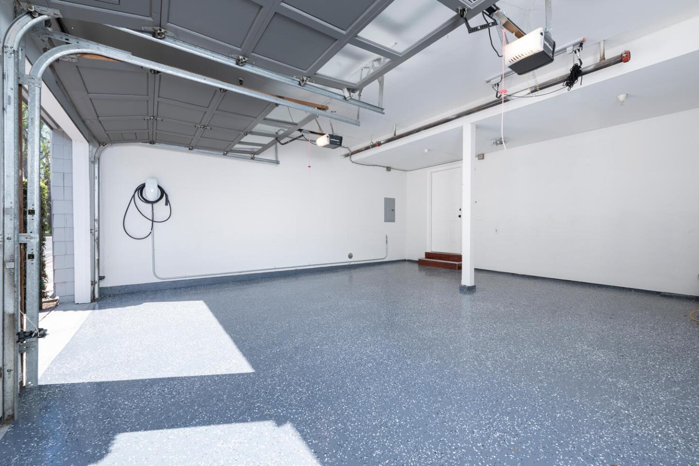 Detail Gallery Image 34 of 44 For 104 Mendocino Way, Redwood Shores,  CA 94065 - 3 Beds | 2/1 Baths