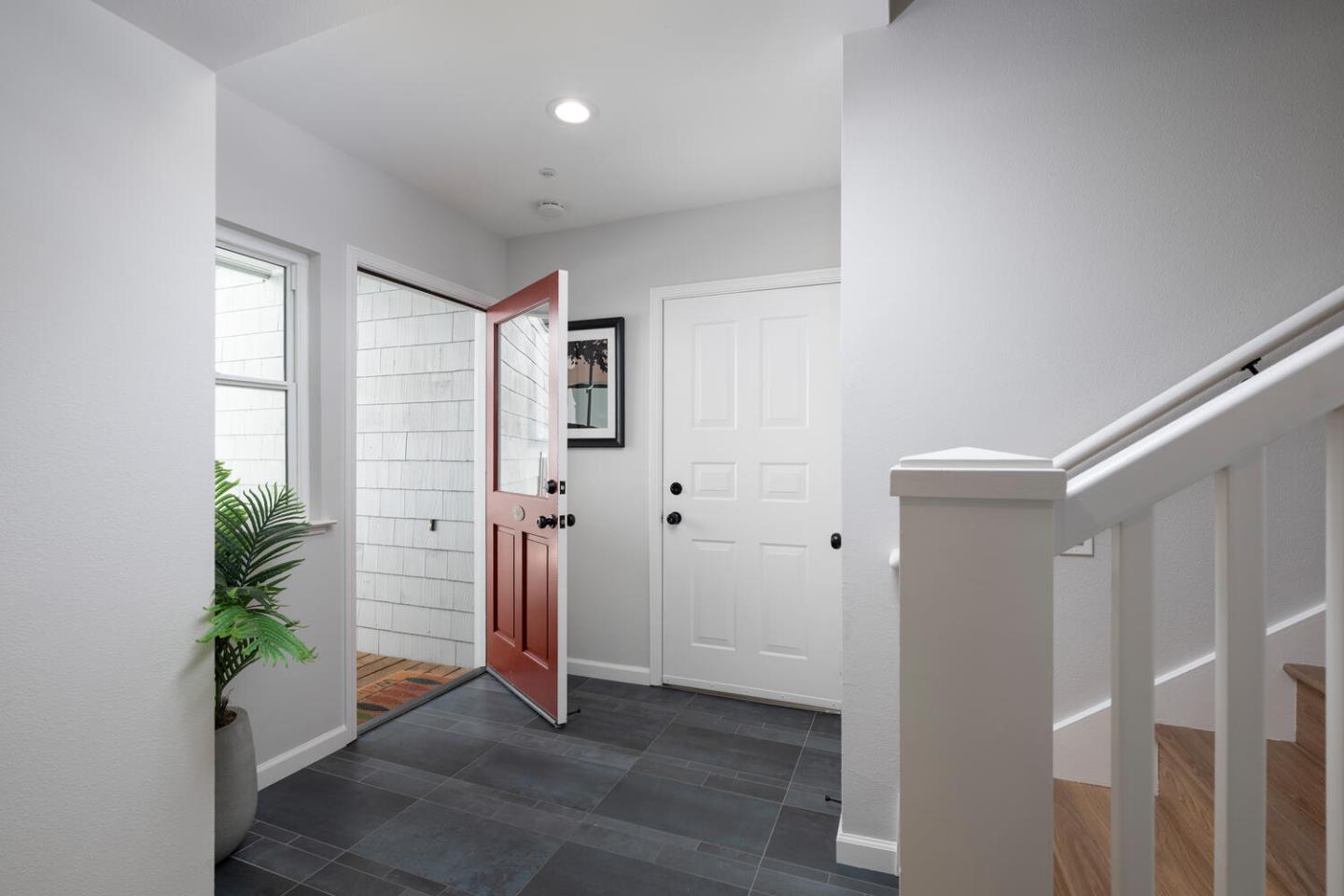 Detail Gallery Image 6 of 44 For 104 Mendocino Way, Redwood Shores,  CA 94065 - 3 Beds | 2/1 Baths