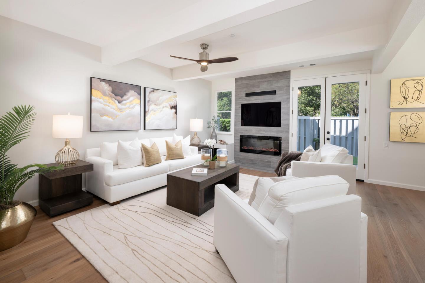 Detail Gallery Image 8 of 44 For 104 Mendocino Way, Redwood Shores,  CA 94065 - 3 Beds | 2/1 Baths