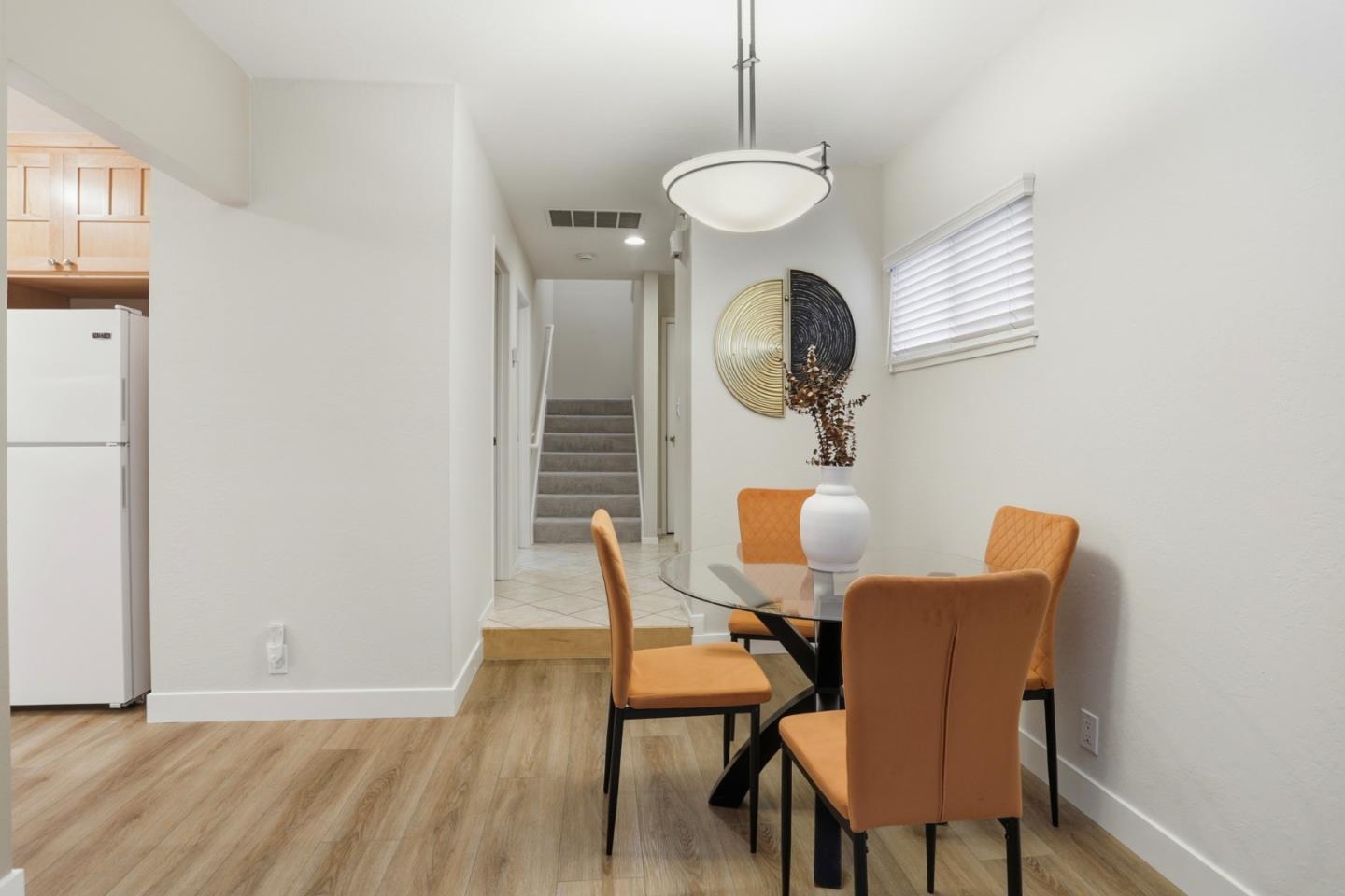 Detail Gallery Image 11 of 43 For 1993 Plymouth St #11,  Mountain View,  CA 94043 - 3 Beds | 2/1 Baths