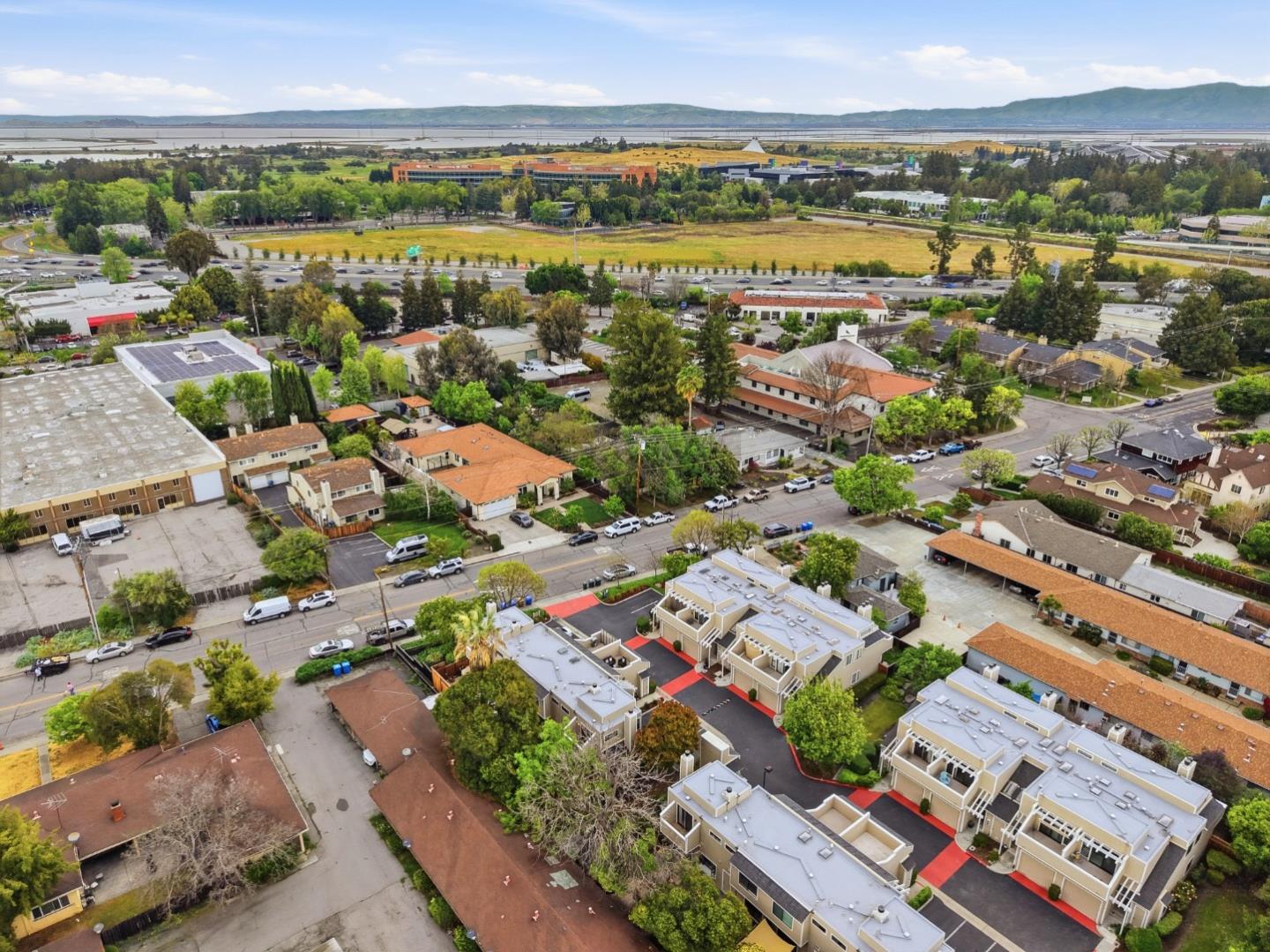 Detail Gallery Image 40 of 43 For 1993 Plymouth St #11,  Mountain View,  CA 94043 - 3 Beds | 2/1 Baths