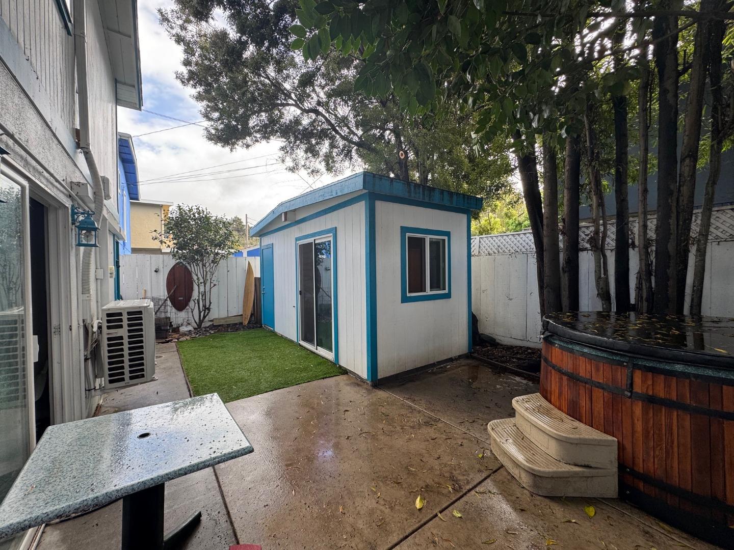 Detail Gallery Image 3 of 6 For 204 Aptos Beach Dr, Aptos,  CA 95003 - 3 Beds | 2 Baths