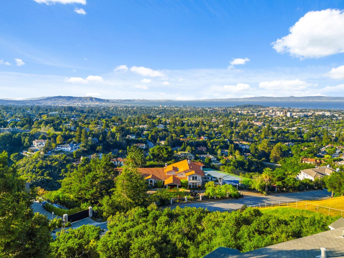 Detail Gallery Image 101 of 104 For 200 Tobin Clark Dr, Hillsborough,  CA 94010 - 6 Beds | 6/1 Baths