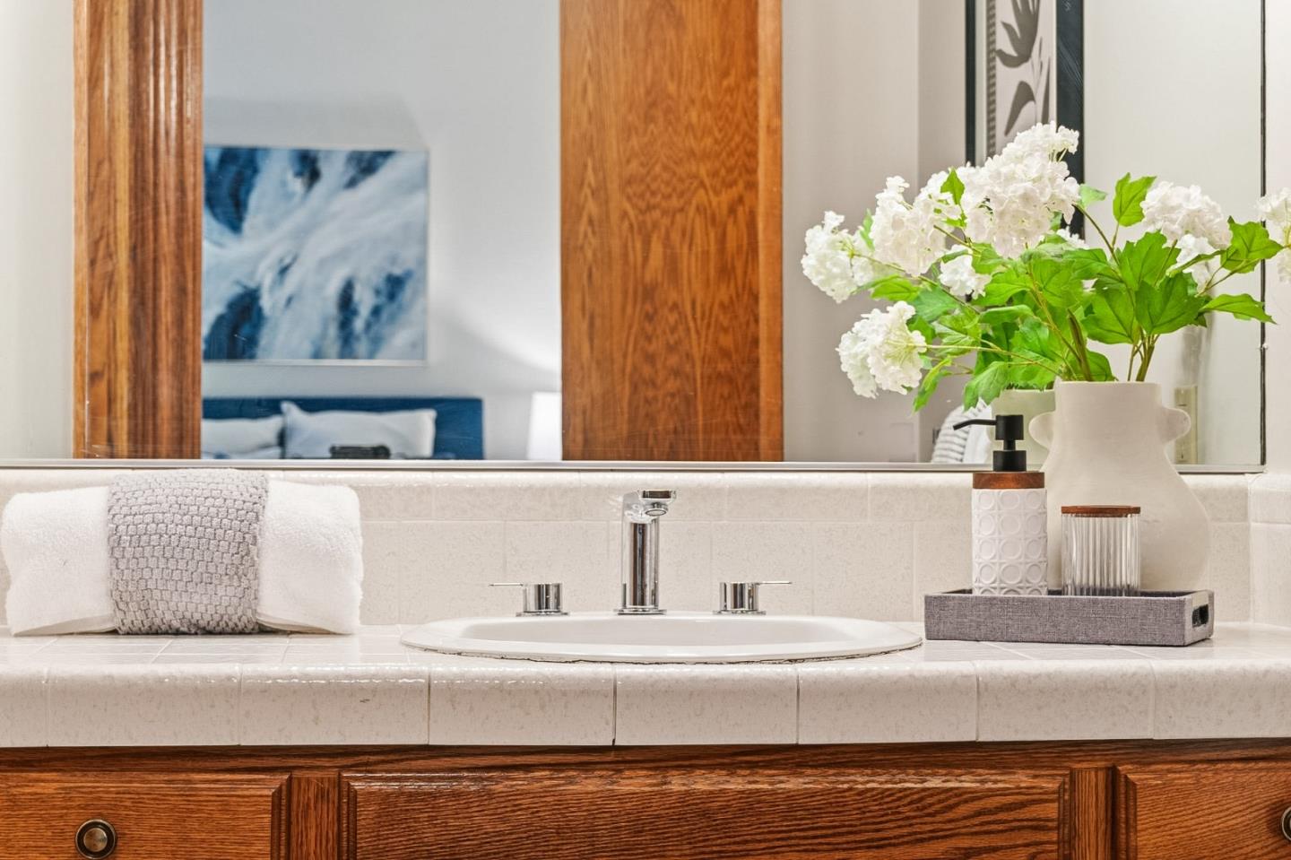 Detail Gallery Image 41 of 104 For 200 Tobin Clark Dr, Hillsborough,  CA 94010 - 6 Beds | 6/1 Baths