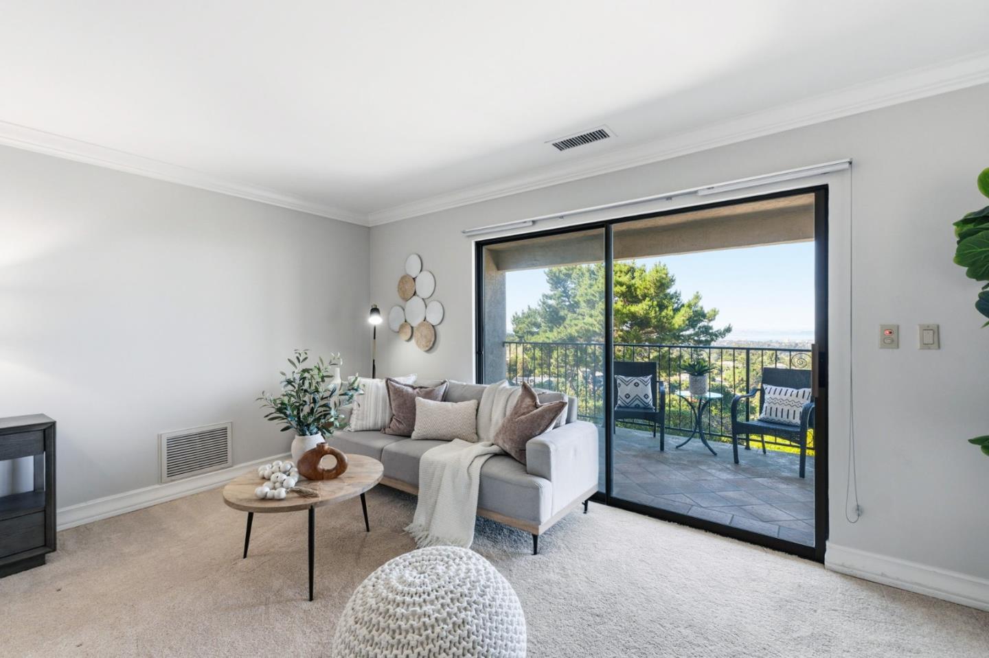 Detail Gallery Image 62 of 104 For 200 Tobin Clark Dr, Hillsborough,  CA 94010 - 6 Beds | 6/1 Baths