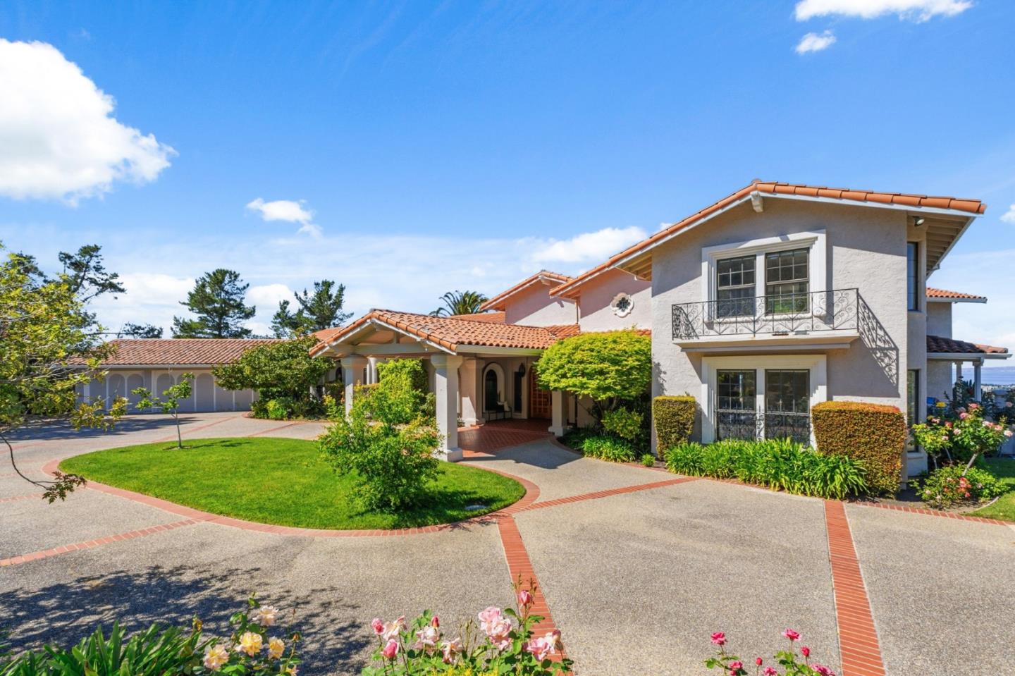 Detail Gallery Image 84 of 104 For 200 Tobin Clark Dr, Hillsborough,  CA 94010 - 6 Beds | 6/1 Baths