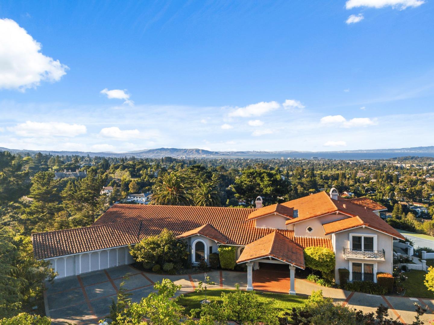 Detail Gallery Image 96 of 104 For 200 Tobin Clark Dr, Hillsborough,  CA 94010 - 6 Beds | 6/1 Baths