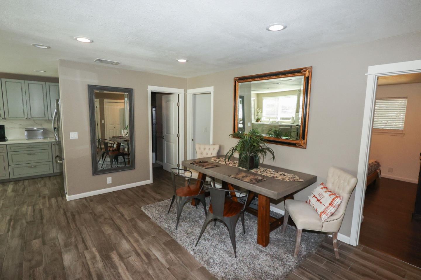 Detail Gallery Image 3 of 40 For 1296 Conference Dr, Scotts Valley,  CA 95066 - 3 Beds | 2 Baths