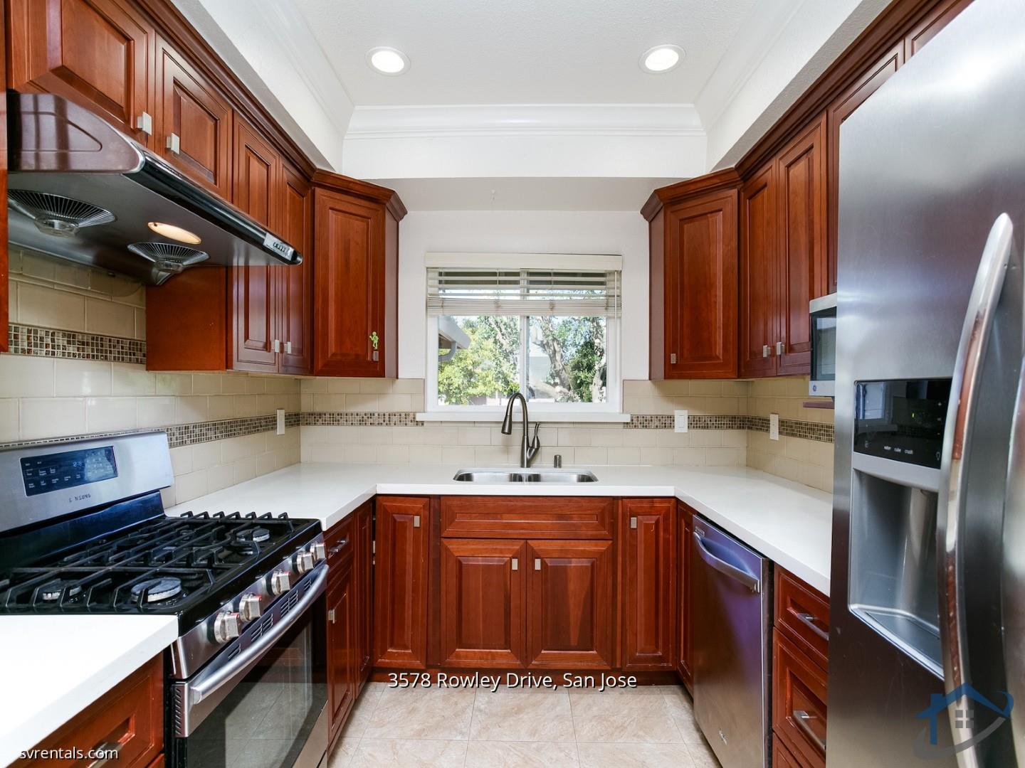 Detail Gallery Image 4 of 22 For 3578 Rowley Dr, San Jose,  CA 95132 - 4 Beds | 2 Baths