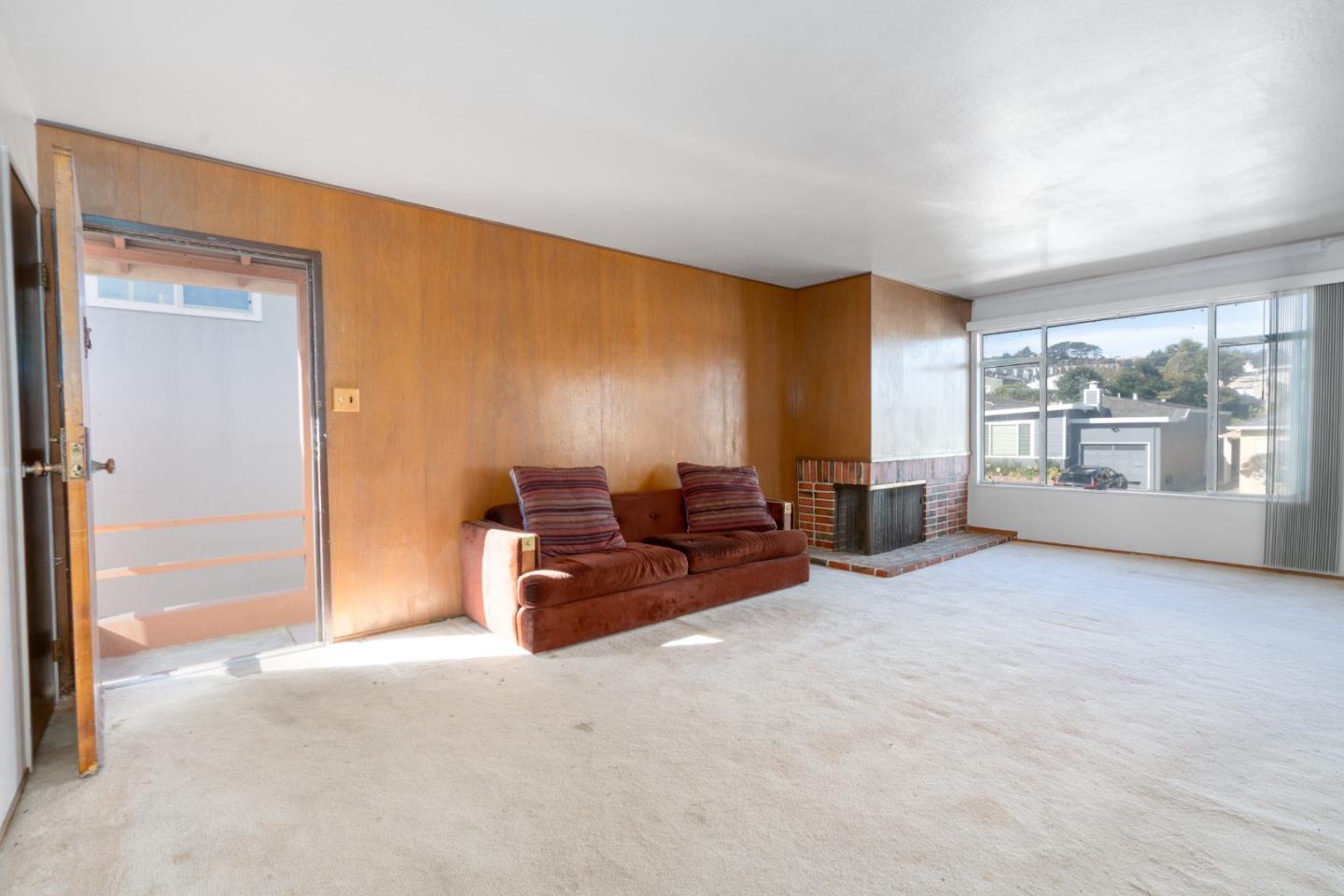 Detail Gallery Image 12 of 35 For 305 Lakeshire Dr, Daly City,  CA 94015 - 3 Beds | 2 Baths