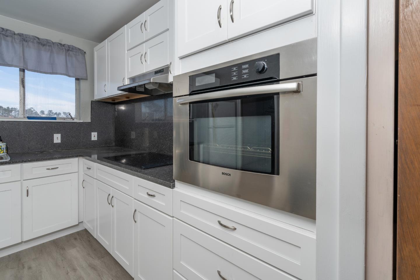 Detail Gallery Image 6 of 35 For 305 Lakeshire Dr, Daly City,  CA 94015 - 3 Beds | 2 Baths