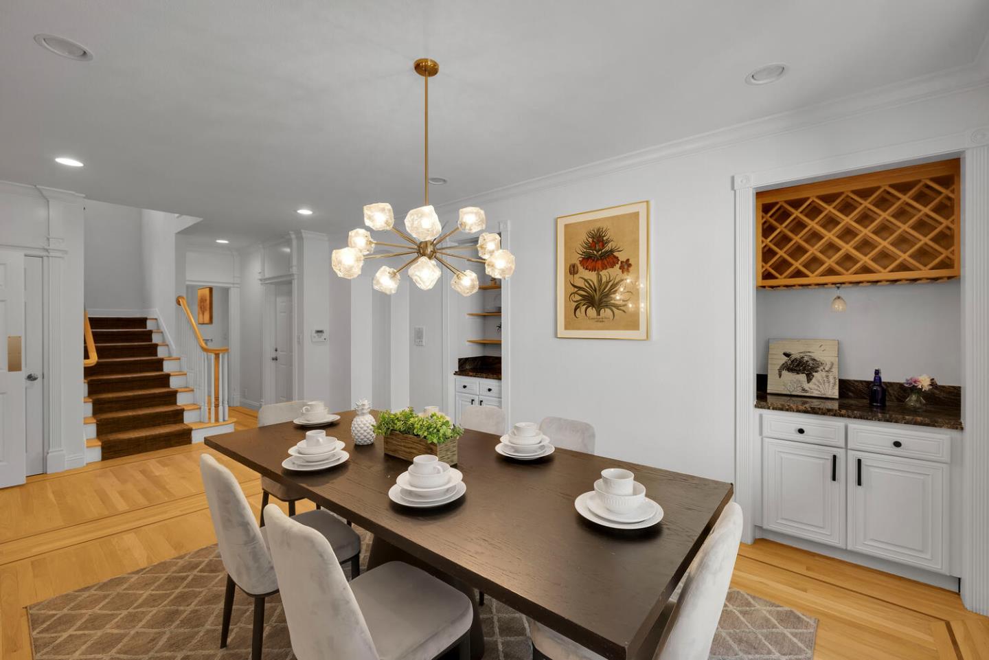 Detail Gallery Image 6 of 46 For 1012 Cortez Ave, Burlingame,  CA 94010 - 5 Beds | 4/1 Baths