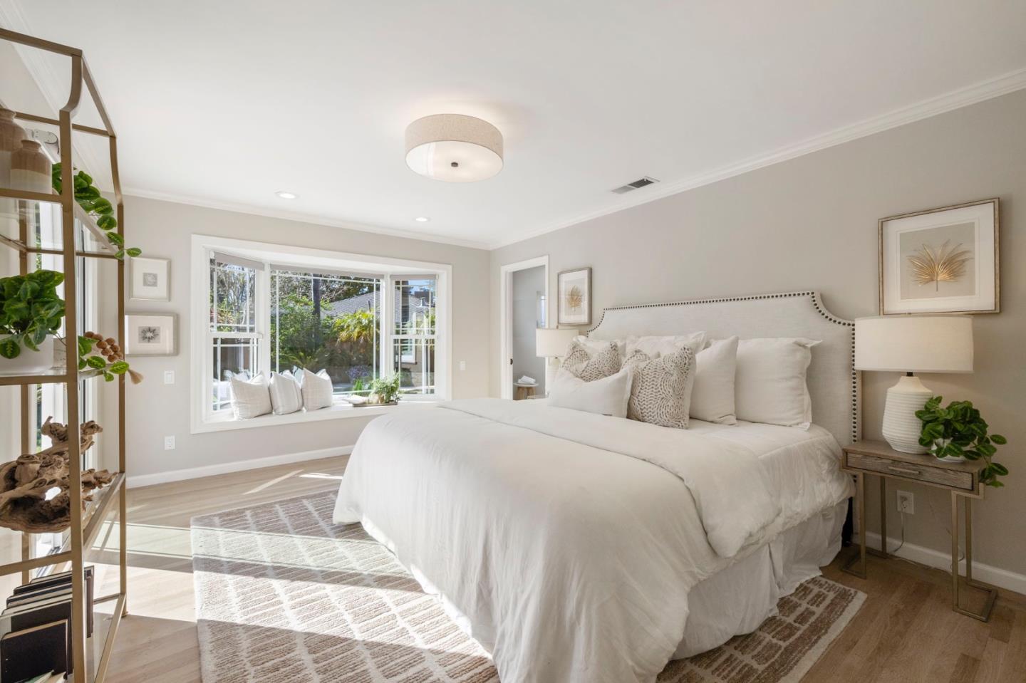 Detail Gallery Image 21 of 62 For 6 El Sereno Dr, San Carlos,  CA 94070 - 4 Beds | 3 Baths