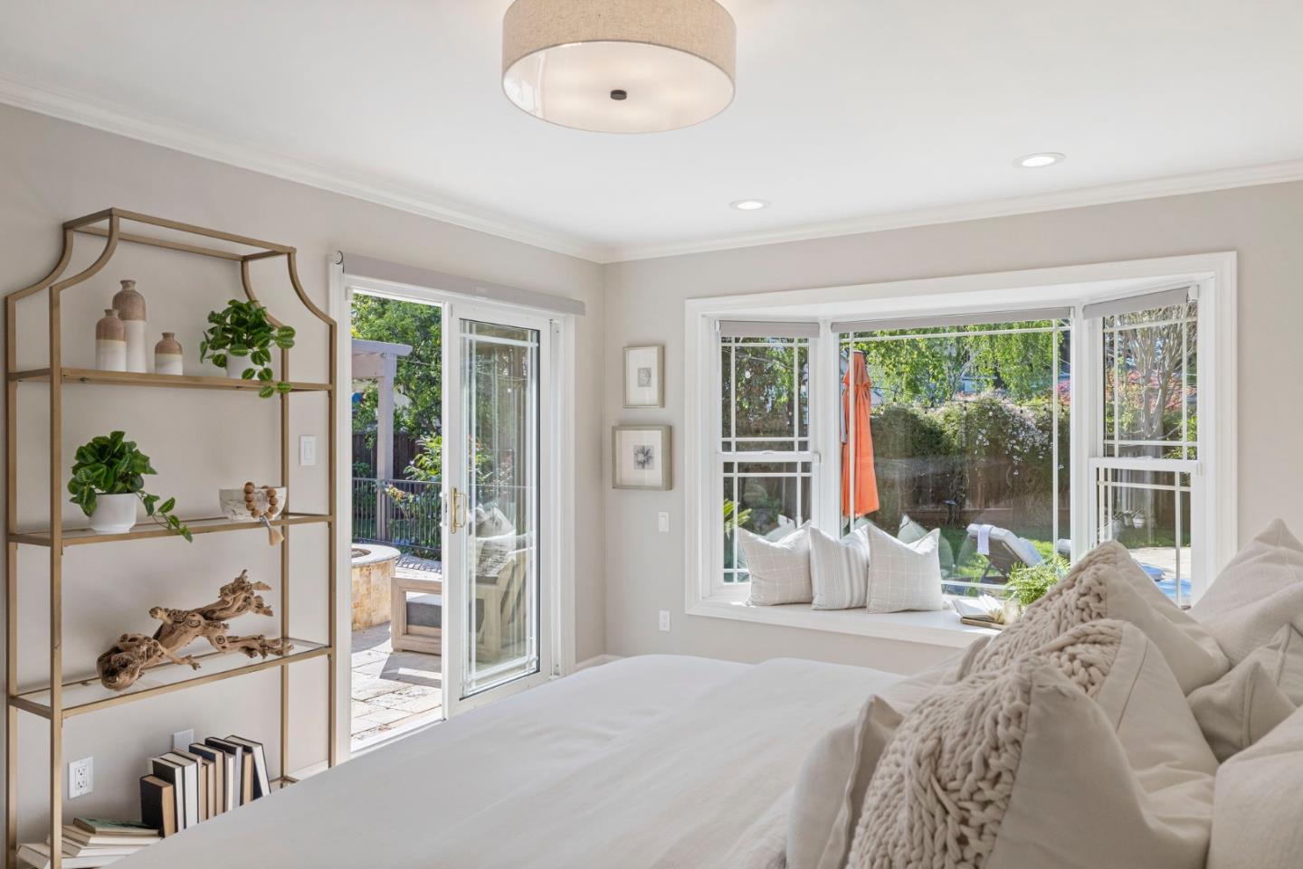 Detail Gallery Image 22 of 62 For 6 El Sereno Dr, San Carlos,  CA 94070 - 4 Beds | 3 Baths