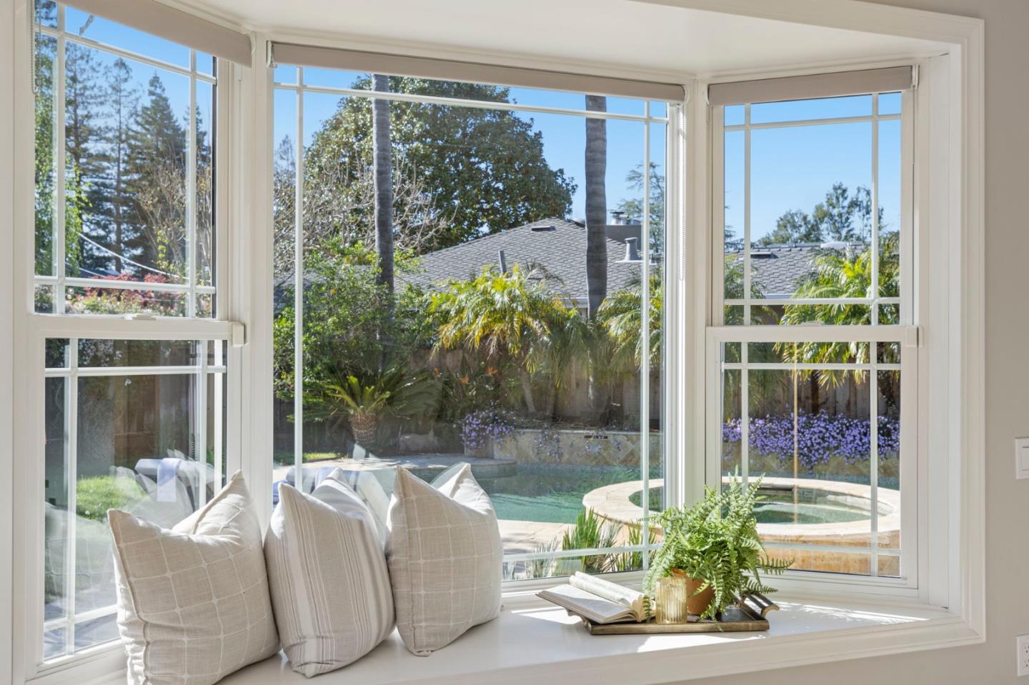 Detail Gallery Image 23 of 62 For 6 El Sereno Dr, San Carlos,  CA 94070 - 4 Beds | 3 Baths