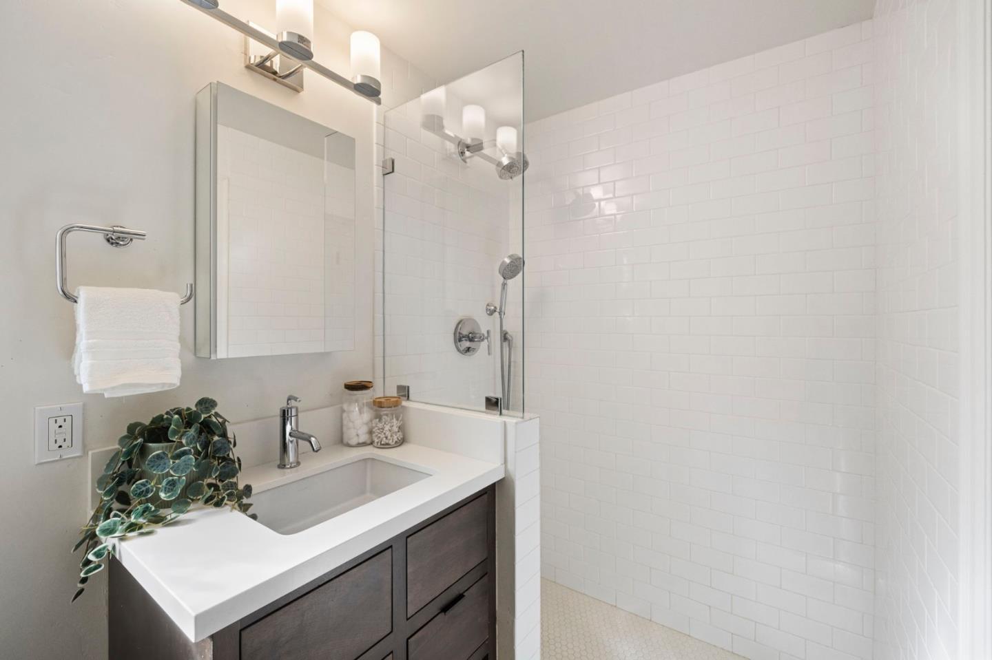 Detail Gallery Image 54 of 62 For 6 El Sereno Dr, San Carlos,  CA 94070 - 4 Beds | 3 Baths