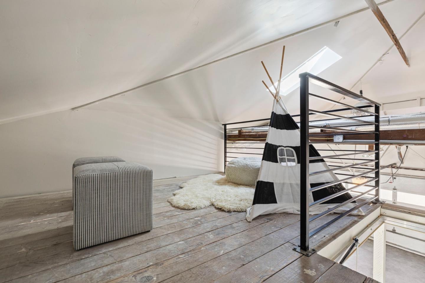 Detail Gallery Image 58 of 62 For 6 El Sereno Dr, San Carlos,  CA 94070 - 4 Beds | 3 Baths