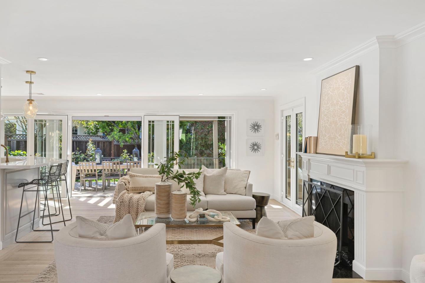 Detail Gallery Image 6 of 62 For 6 El Sereno Dr, San Carlos,  CA 94070 - 4 Beds | 3 Baths