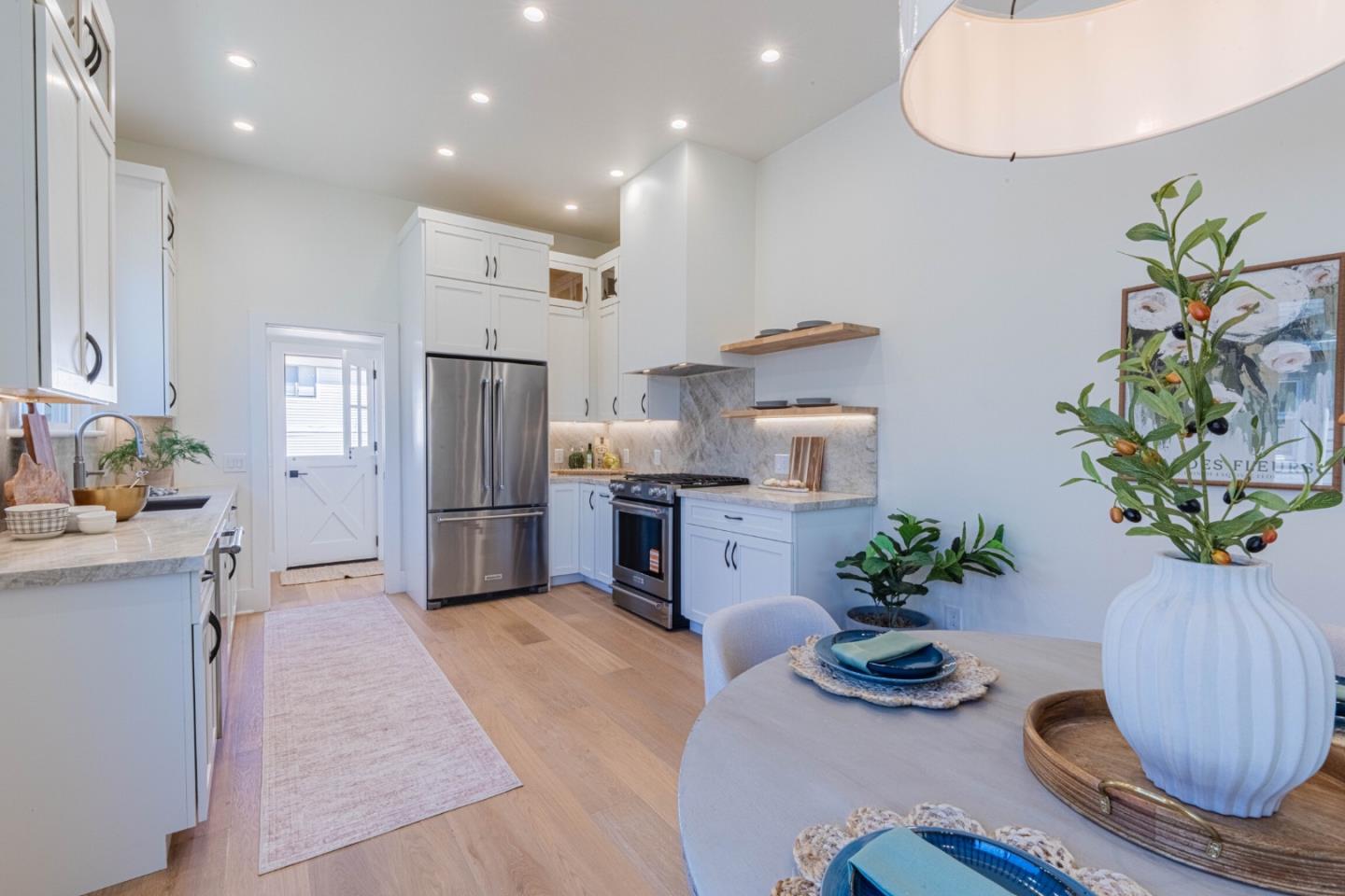 Detail Gallery Image 12 of 43 For 1231 8th St, Monterey,  CA 93940 - 2 Beds | 2 Baths