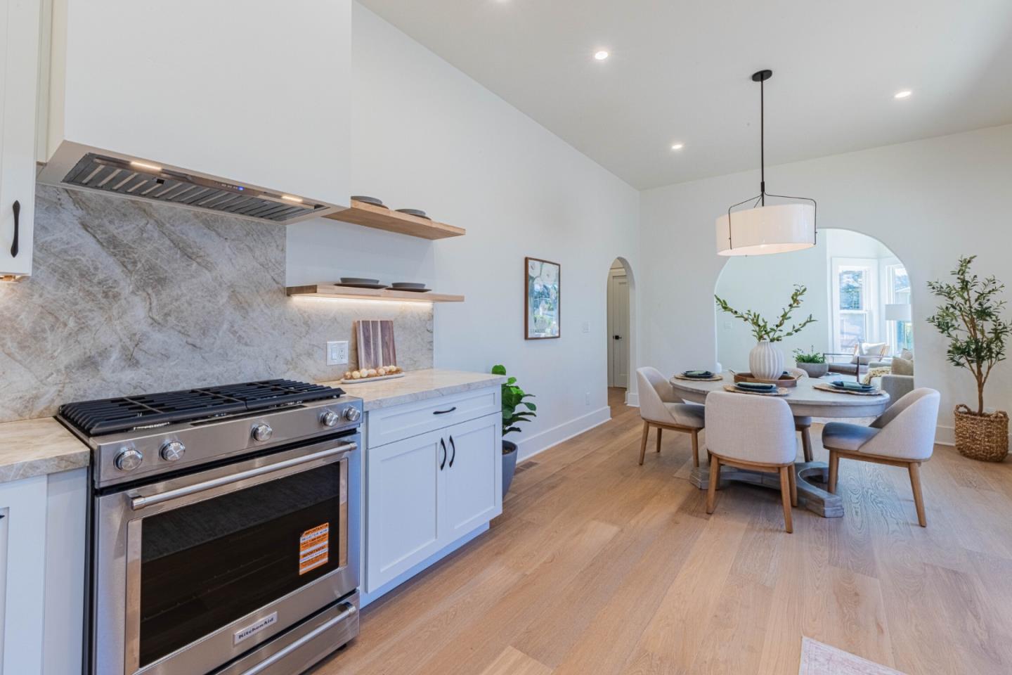 Detail Gallery Image 17 of 43 For 1231 8th St, Monterey,  CA 93940 - 2 Beds | 2 Baths