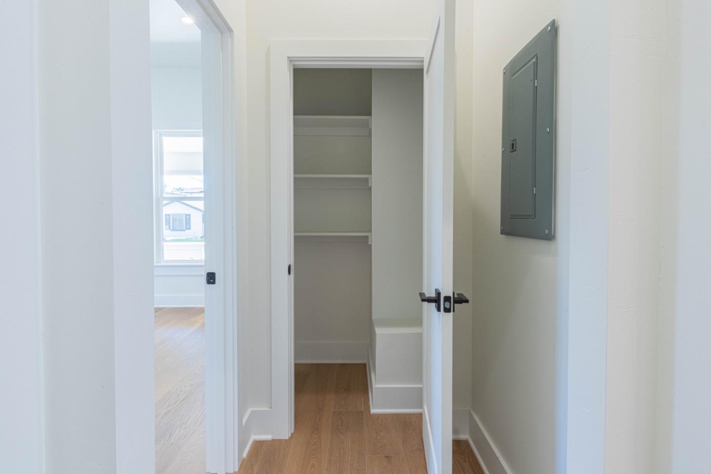 Detail Gallery Image 19 of 43 For 1231 8th St, Monterey,  CA 93940 - 2 Beds | 2 Baths