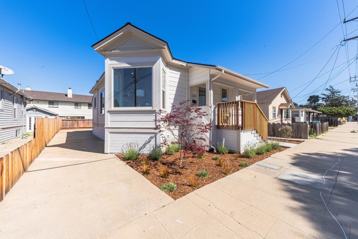 Detail Gallery Image 41 of 43 For 1231 8th St, Monterey,  CA 93940 - 2 Beds | 2 Baths