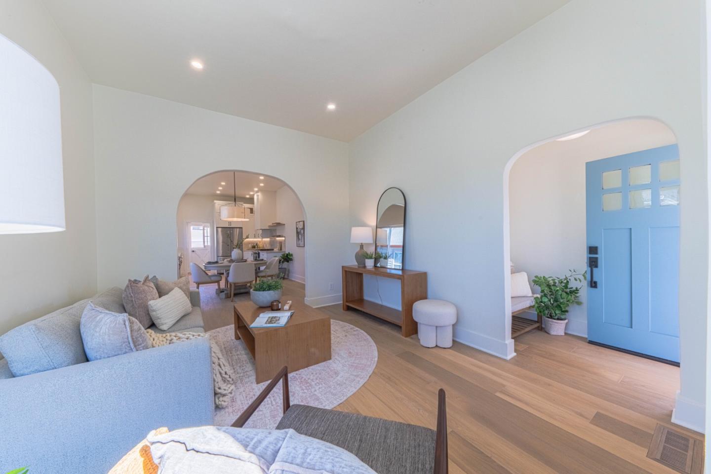 Detail Gallery Image 7 of 43 For 1231 8th St, Monterey,  CA 93940 - 2 Beds | 2 Baths