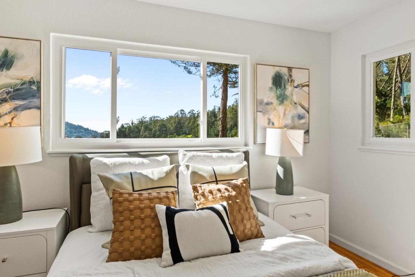 Detail Gallery Image 20 of 50 For 1135 Valencia Way, Pacifica,  CA 94044 - 3 Beds | 2/1 Baths