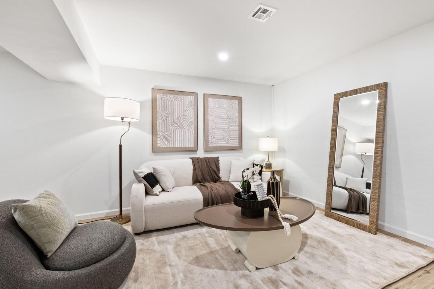 Detail Gallery Image 32 of 50 For 1135 Valencia Way, Pacifica,  CA 94044 - 3 Beds | 2/1 Baths