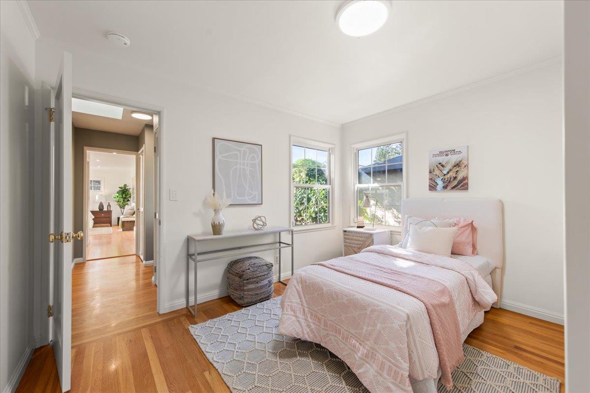 Detail Gallery Image 15 of 34 For 287 Santa Margarita Ave, Menlo Park,  CA 94025 - 3 Beds | 3 Baths