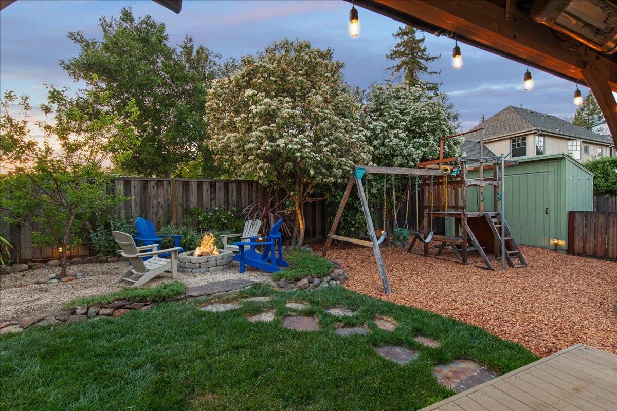 Detail Gallery Image 20 of 34 For 287 Santa Margarita Ave, Menlo Park,  CA 94025 - 3 Beds | 3 Baths