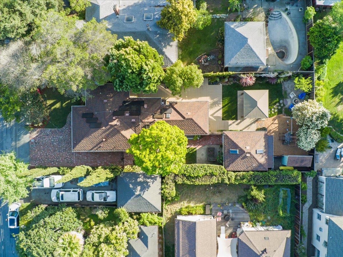 Detail Gallery Image 32 of 34 For 287 Santa Margarita Ave, Menlo Park,  CA 94025 - 3 Beds | 3 Baths
