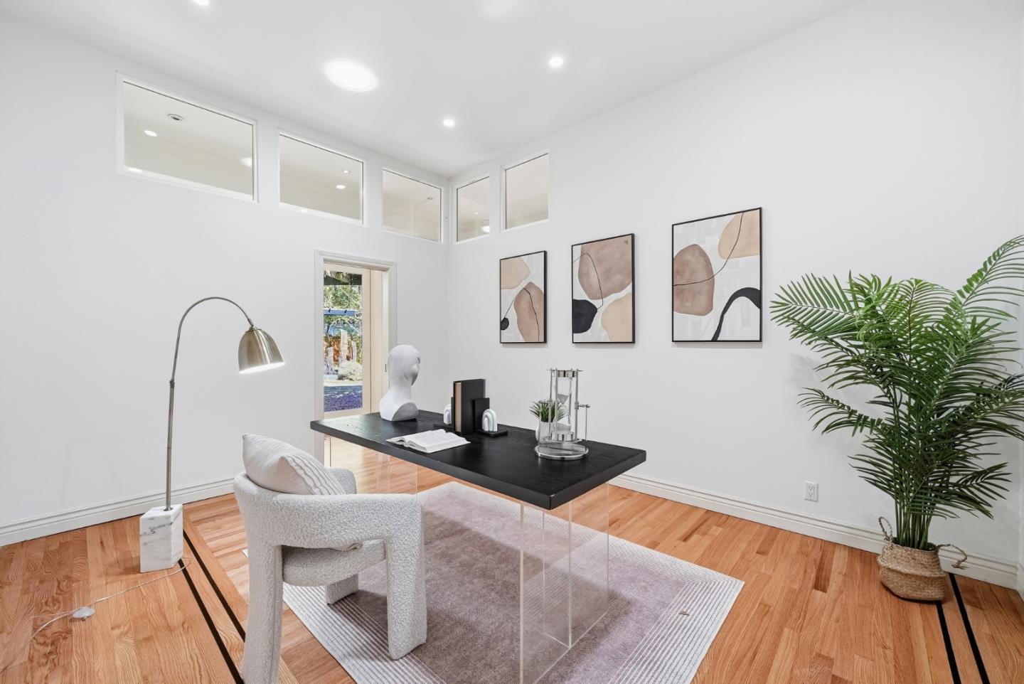 Detail Gallery Image 33 of 71 For 1 Larch Dr, Atherton,  CA 94027 - 5 Beds | 4 Baths