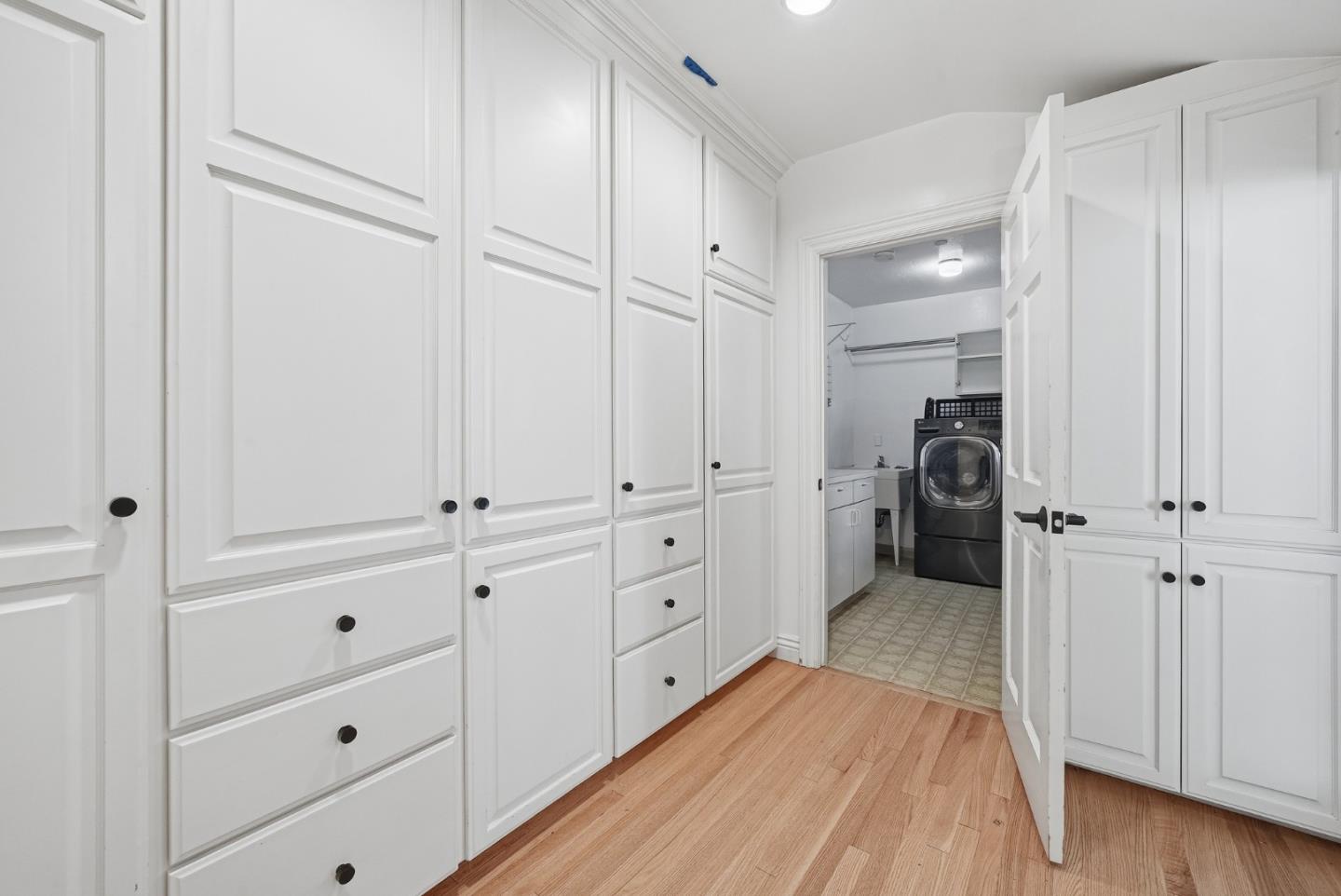 Detail Gallery Image 45 of 71 For 1 Larch Dr, Atherton,  CA 94027 - 5 Beds | 4 Baths