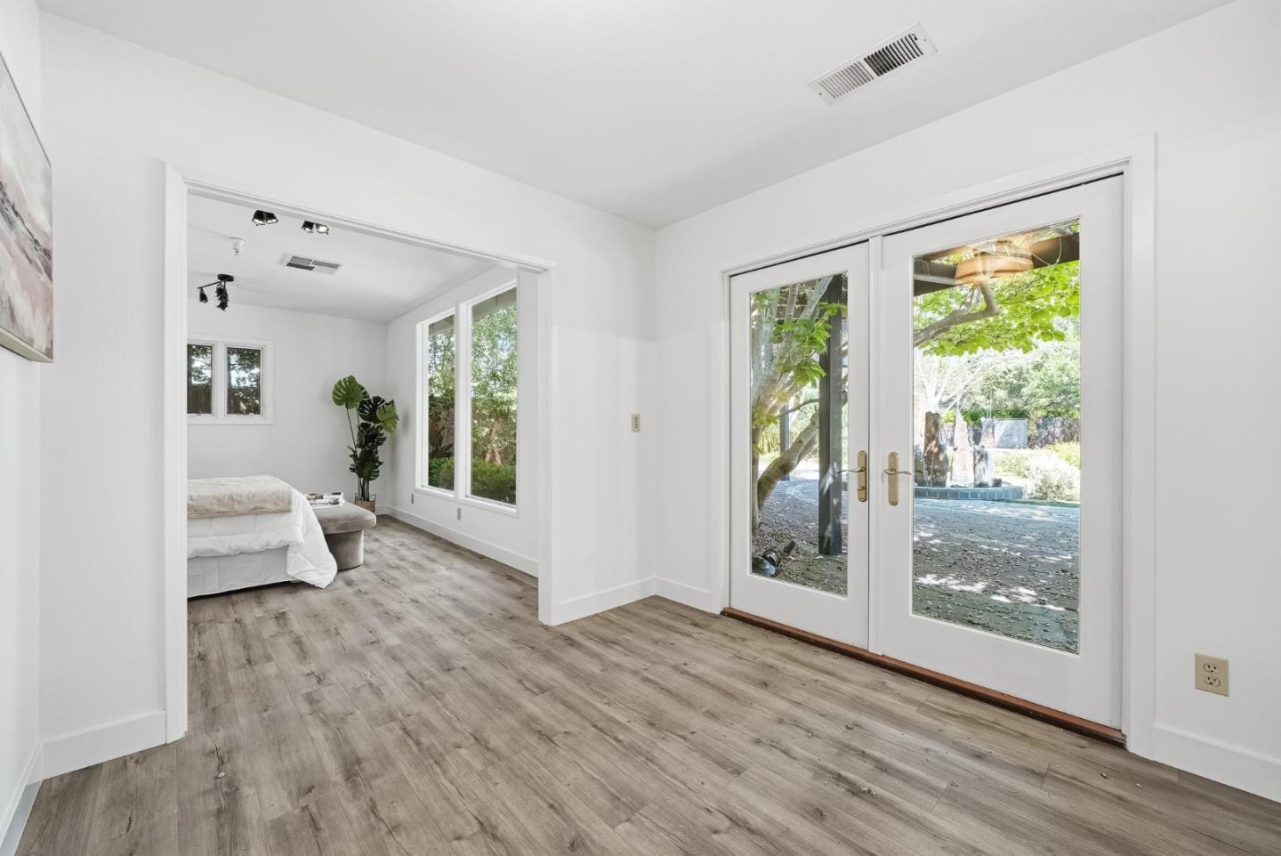 Detail Gallery Image 54 of 71 For 1 Larch Dr, Atherton,  CA 94027 - 5 Beds | 4 Baths