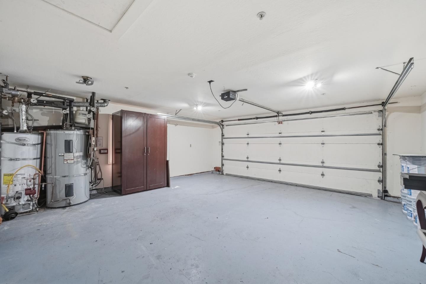 Detail Gallery Image 58 of 71 For 1 Larch Dr, Atherton,  CA 94027 - 5 Beds | 4 Baths