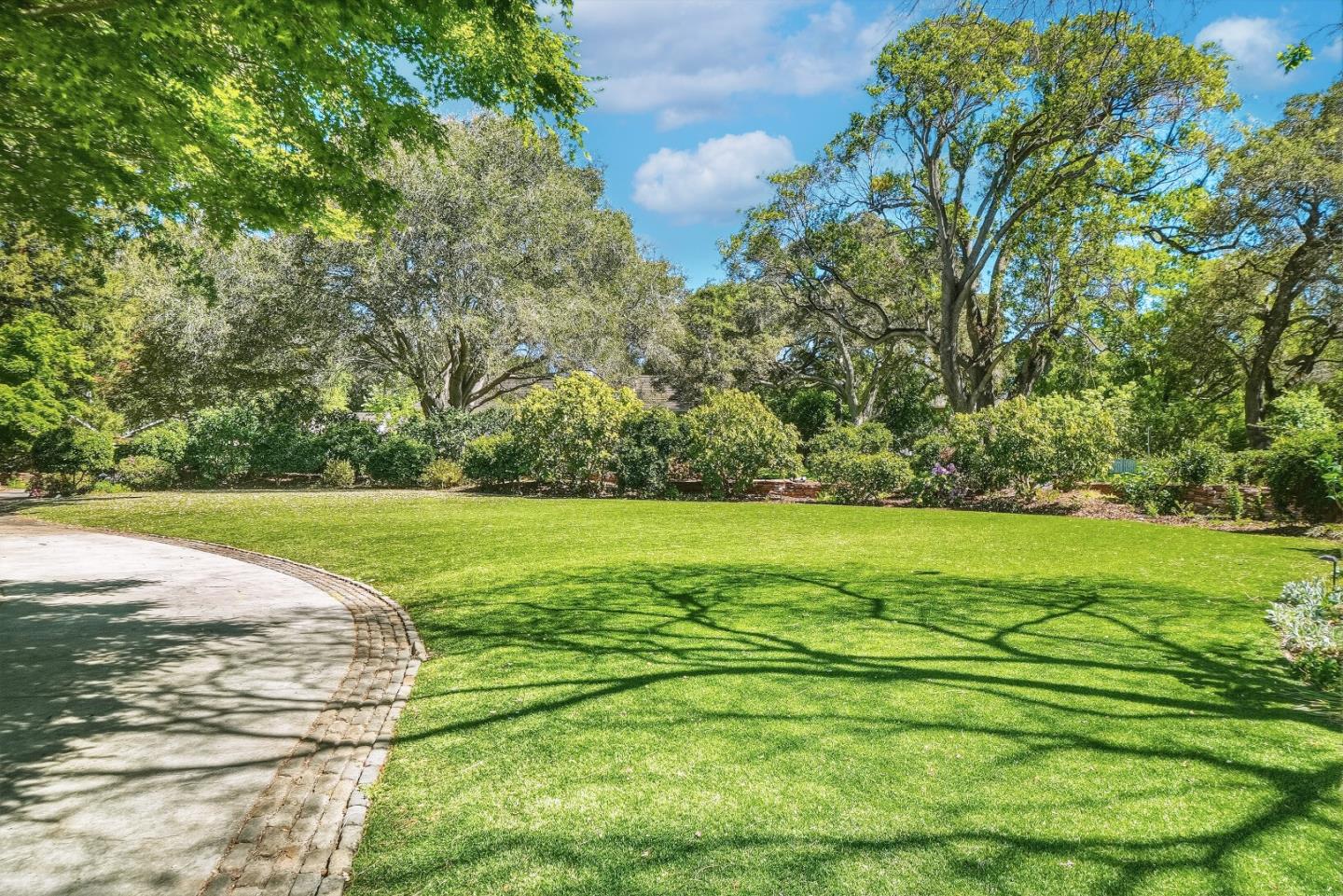 Detail Gallery Image 70 of 71 For 1 Larch Dr, Atherton,  CA 94027 - 5 Beds | 4 Baths