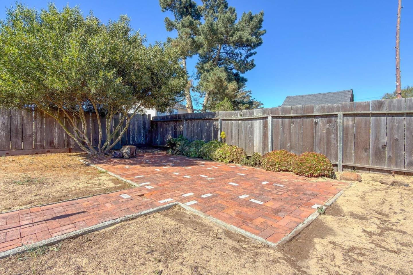 Detail Gallery Image 19 of 23 For 3139 Lelia Pl, Marina,  CA 93933 - 3 Beds | 1 Baths