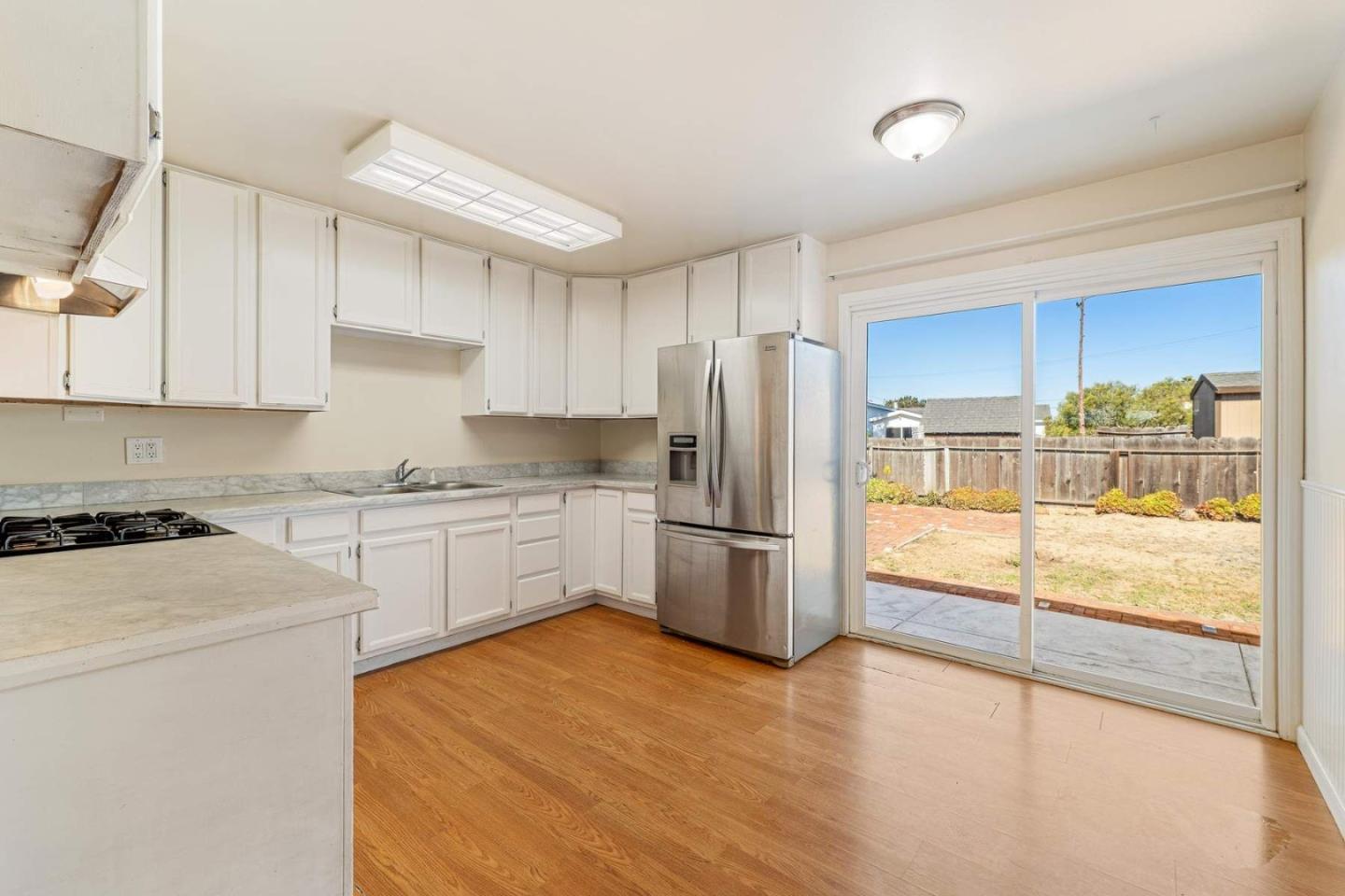 Detail Gallery Image 5 of 23 For 3139 Lelia Pl, Marina,  CA 93933 - 3 Beds | 1 Baths