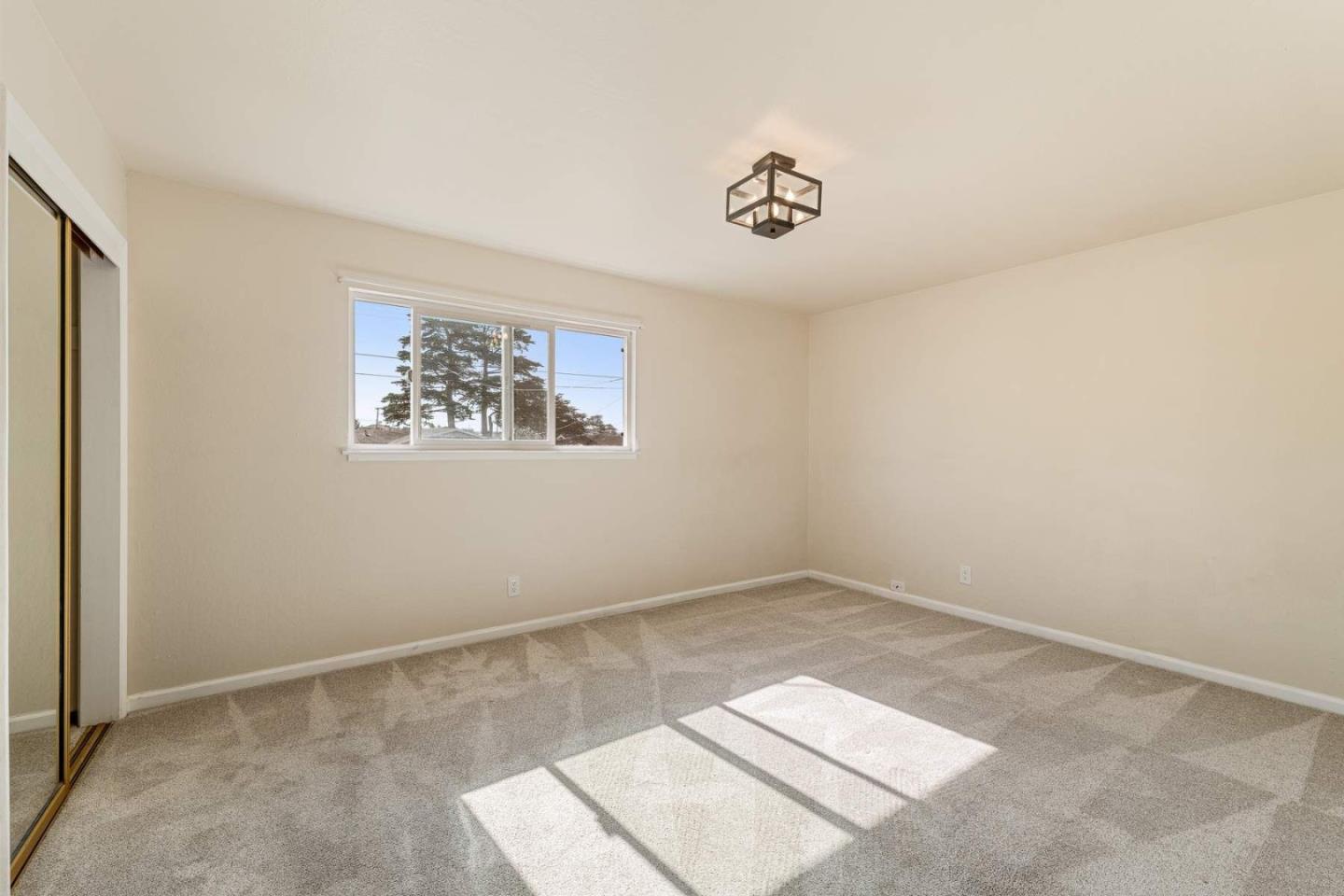 Detail Gallery Image 9 of 23 For 3139 Lelia Pl, Marina,  CA 93933 - 3 Beds | 1 Baths