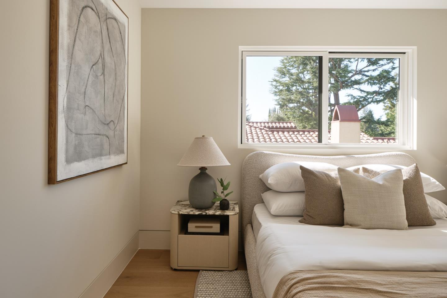 Detail Gallery Image 24 of 46 For 944 Aura Way, Los Altos,  CA 94024 - 6 Beds | 6/1 Baths