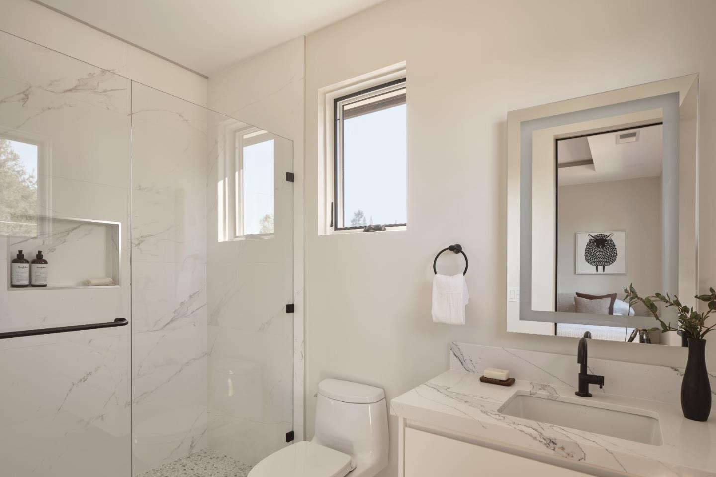 Detail Gallery Image 25 of 46 For 944 Aura Way, Los Altos,  CA 94024 - 6 Beds | 6/1 Baths