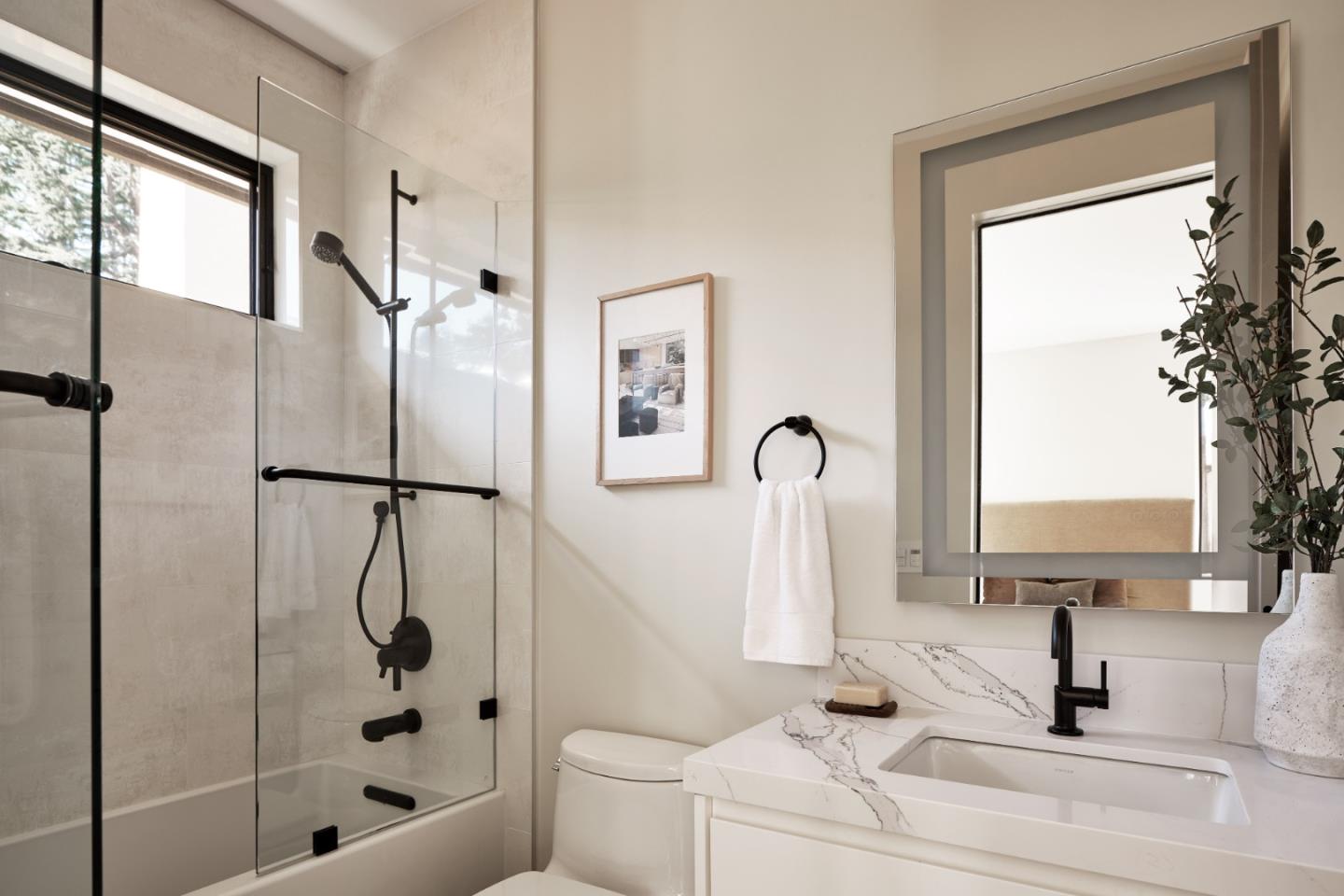 Detail Gallery Image 29 of 46 For 944 Aura Way, Los Altos,  CA 94024 - 6 Beds | 6/1 Baths