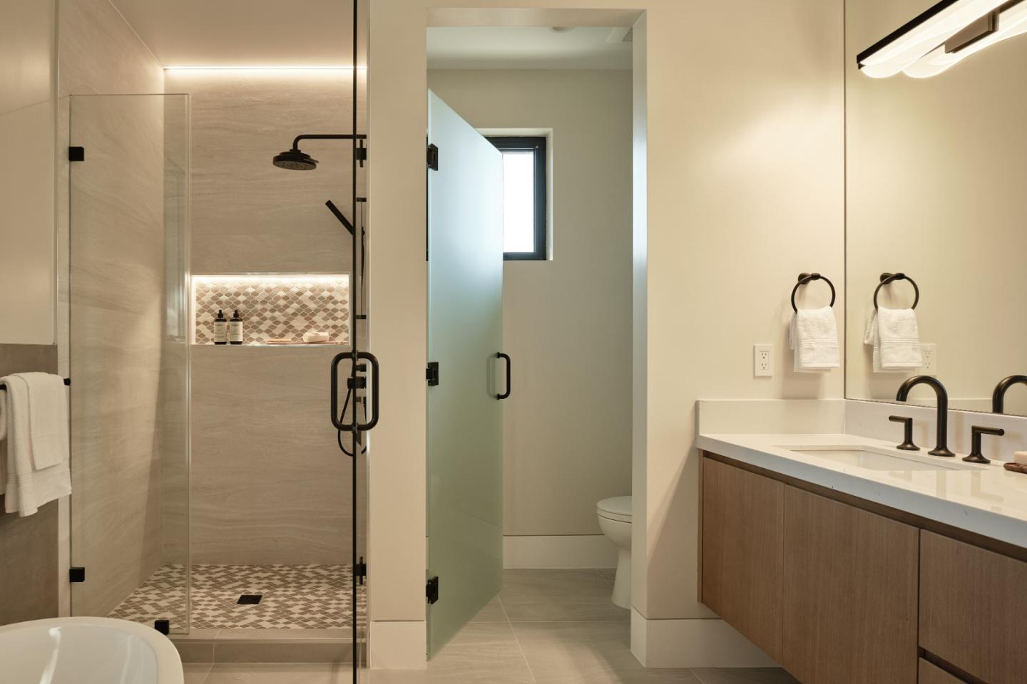 Detail Gallery Image 40 of 46 For 944 Aura Way, Los Altos,  CA 94024 - 6 Beds | 6/1 Baths