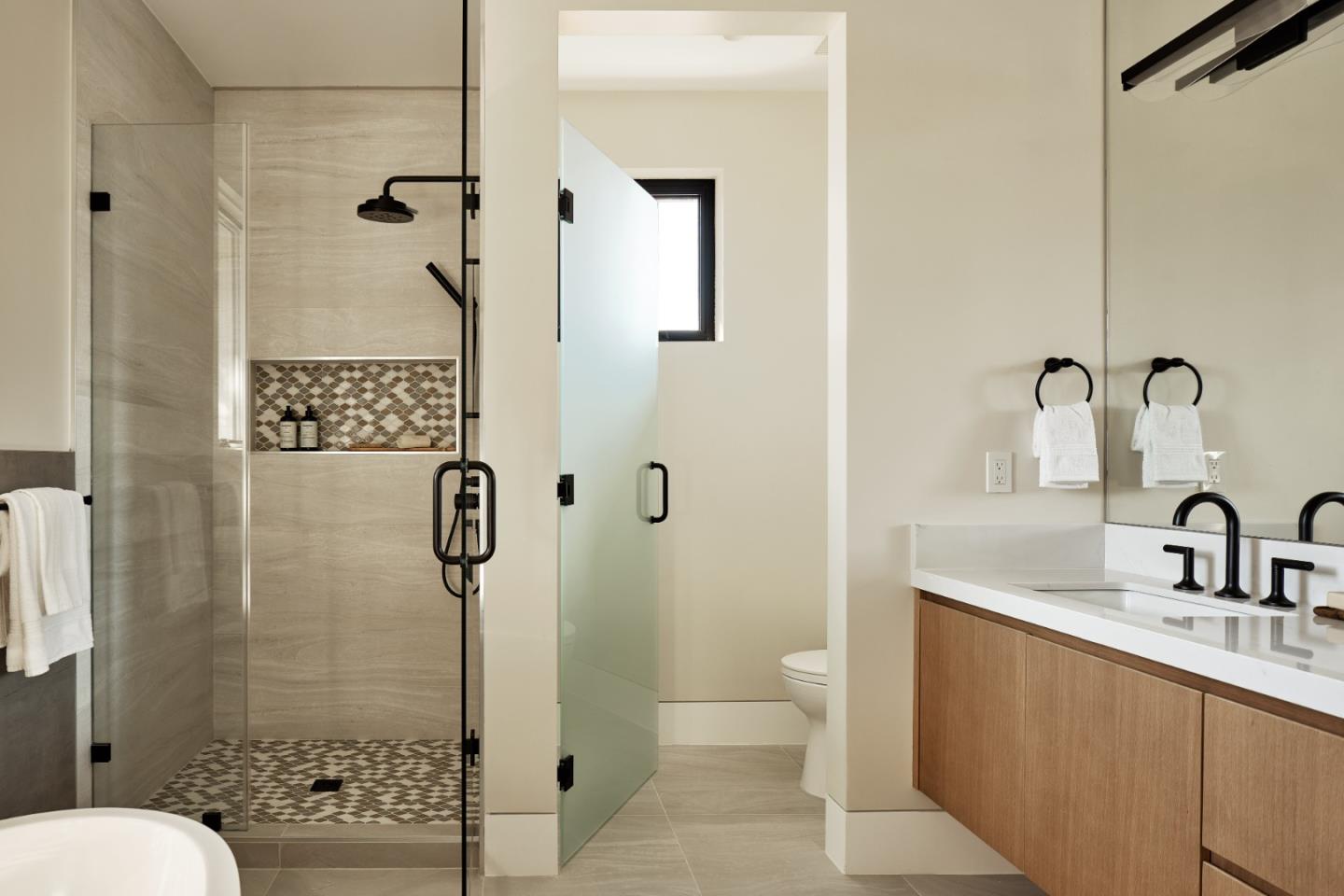 Detail Gallery Image 41 of 46 For 944 Aura Way, Los Altos,  CA 94024 - 6 Beds | 6/1 Baths