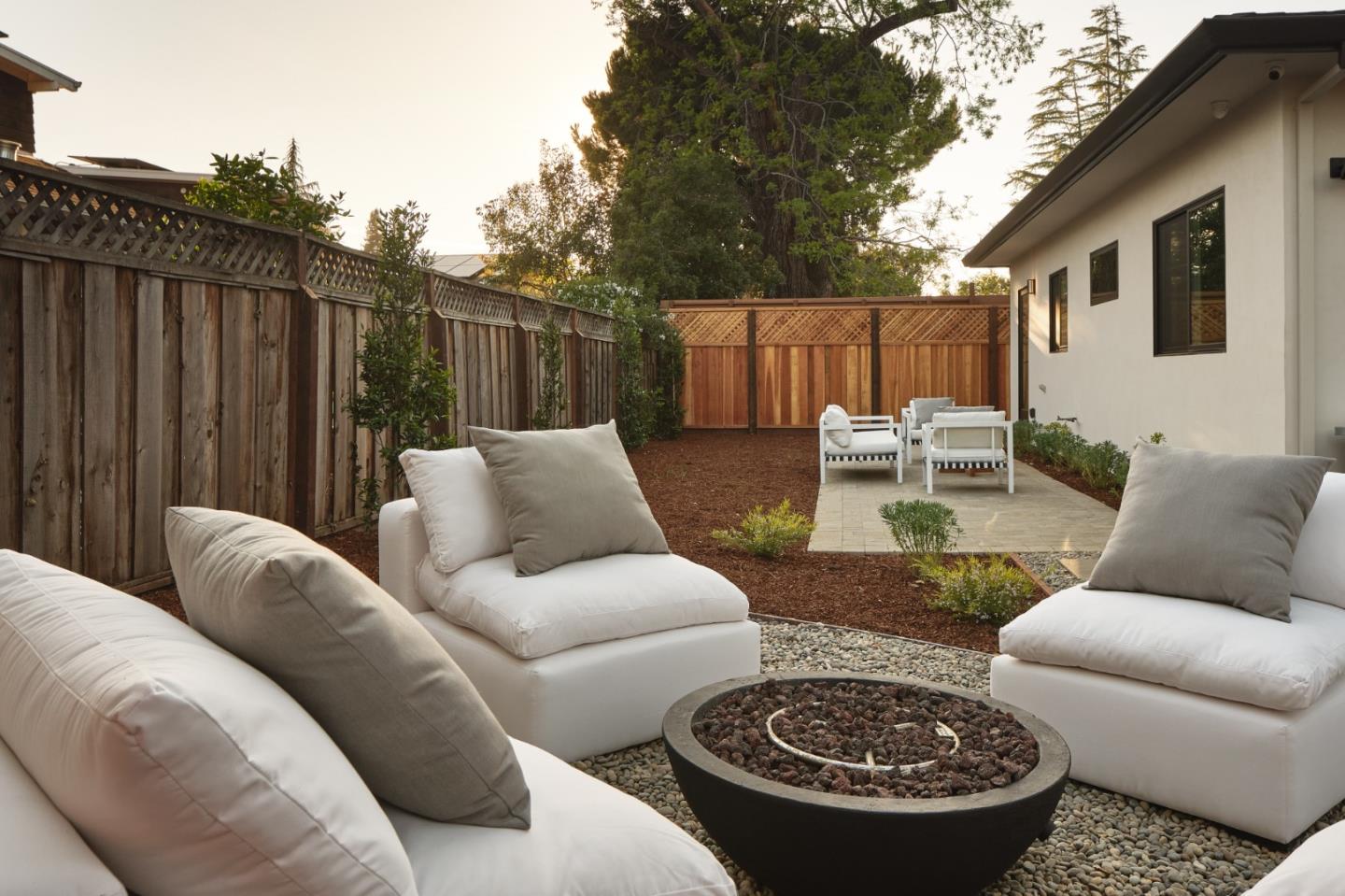 Detail Gallery Image 45 of 46 For 944 Aura Way, Los Altos,  CA 94024 - 6 Beds | 6/1 Baths