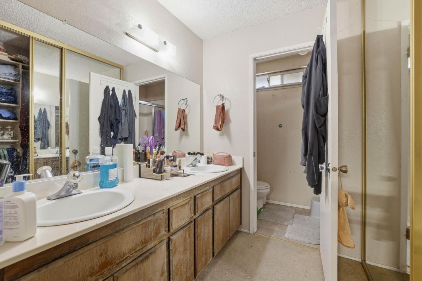 Detail Gallery Image 28 of 37 For 1980 Pebblewood Dr, Sacramento,  CA 95833 - 4 Beds | 2/1 Baths