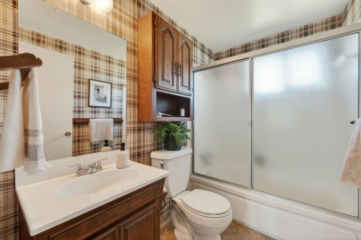 Detail Gallery Image 36 of 47 For 1631 Noreen Dr, San Jose,  CA 95124 - 4 Beds | 2/1 Baths