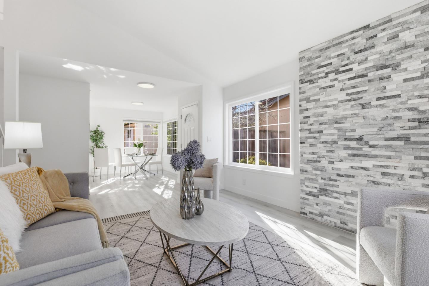 Detail Gallery Image 10 of 44 For 34184 Duke Ln, Fremont,  CA 94555 - 4 Beds | 2/1 Baths